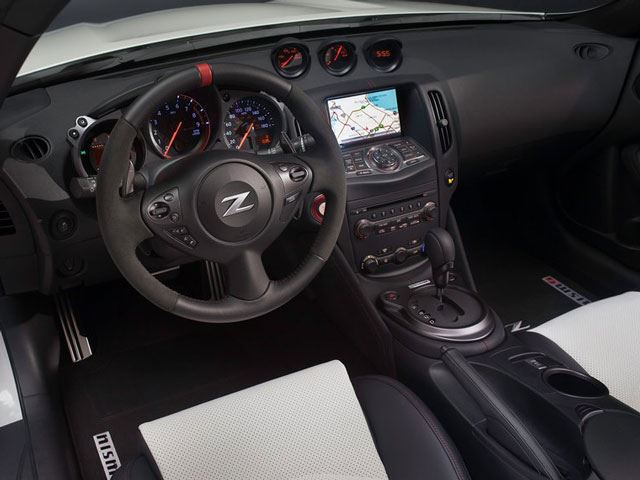 Nissan показал новый концепт в Чикаго - родстер 370Z Nismo